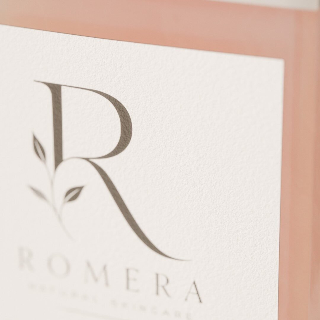 Macro detail of the textured paper label in 3D
